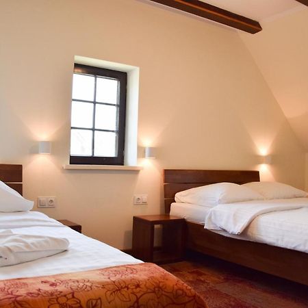 Hotel Stara Kuznia Mazurska Węgorzewo Esterno foto
