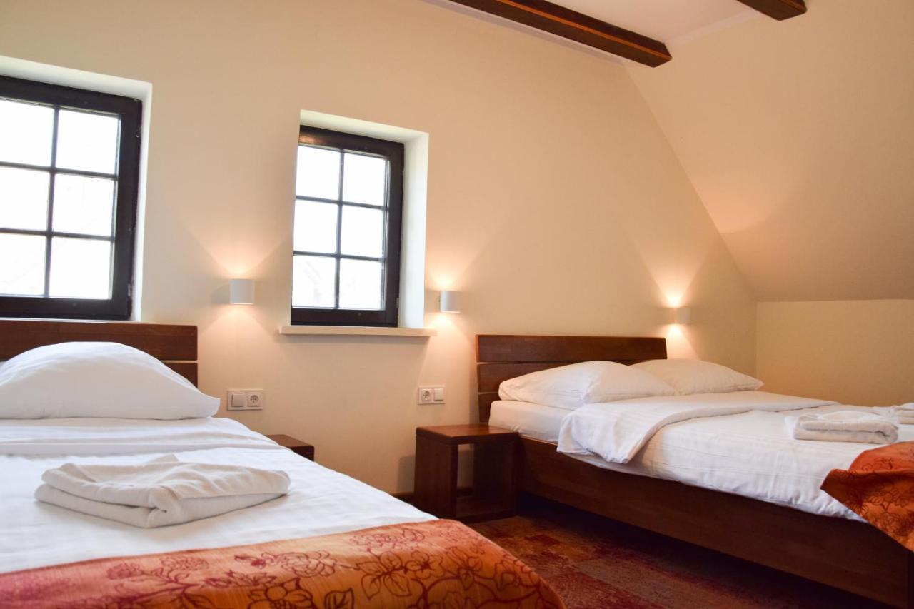 Hotel Stara Kuznia Mazurska Węgorzewo Esterno foto