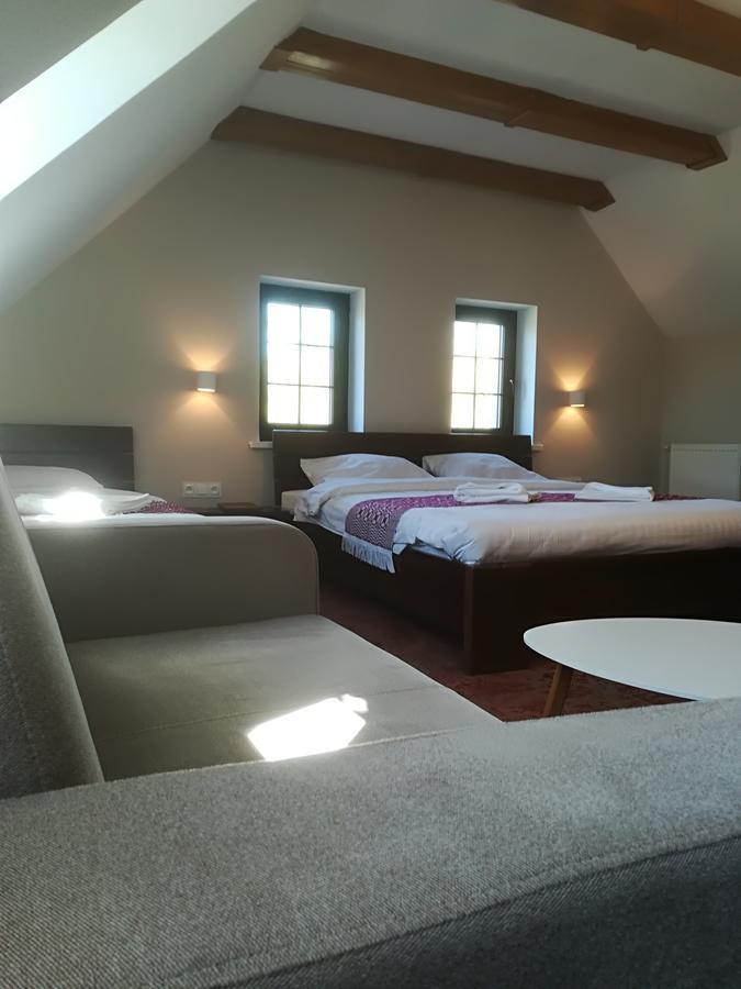 Hotel Stara Kuznia Mazurska Węgorzewo Esterno foto